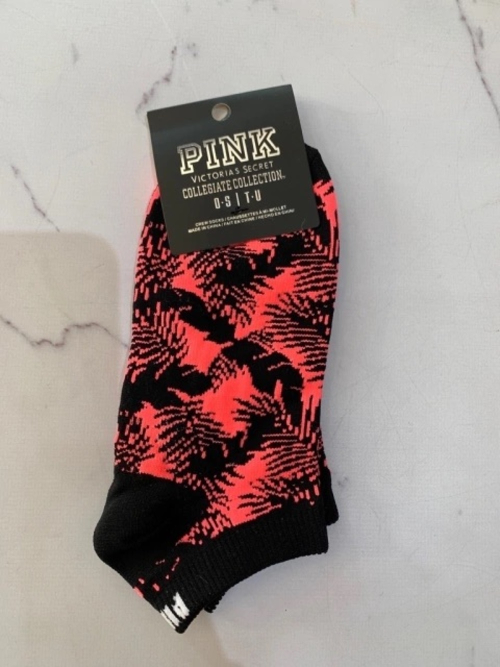 PINK Victoria's Secret Black & Neon Pink Palm-Pattern Athletic Socks
